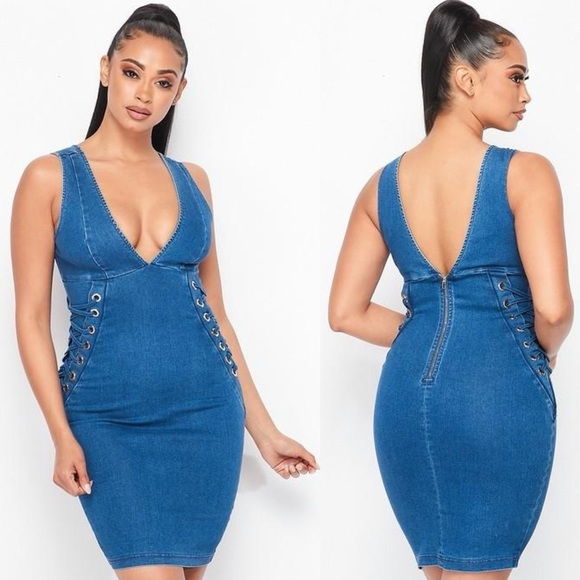💙 LAST ONE 💙 Sexy Stretch Dark Denim Grommet Plunge Dress (B) - Picture 1 of 5